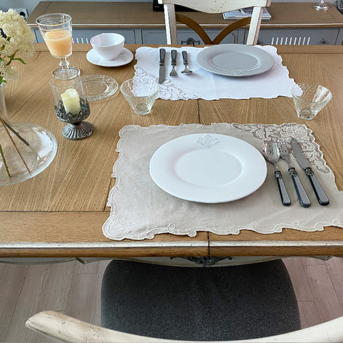 [5월패밀리세일]블랑슈아 BB 사각 면 레이스 테이블 식탁 플레이스 매트(3컬러) 50x35