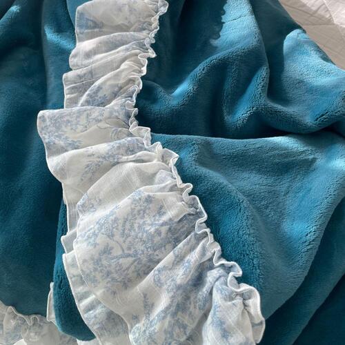 [신상특가] 블랑슈아 베르베르 명화 프릴 극세사 보들보들 프렌치 블랭킷 담요 이불(3사이즈) 블루